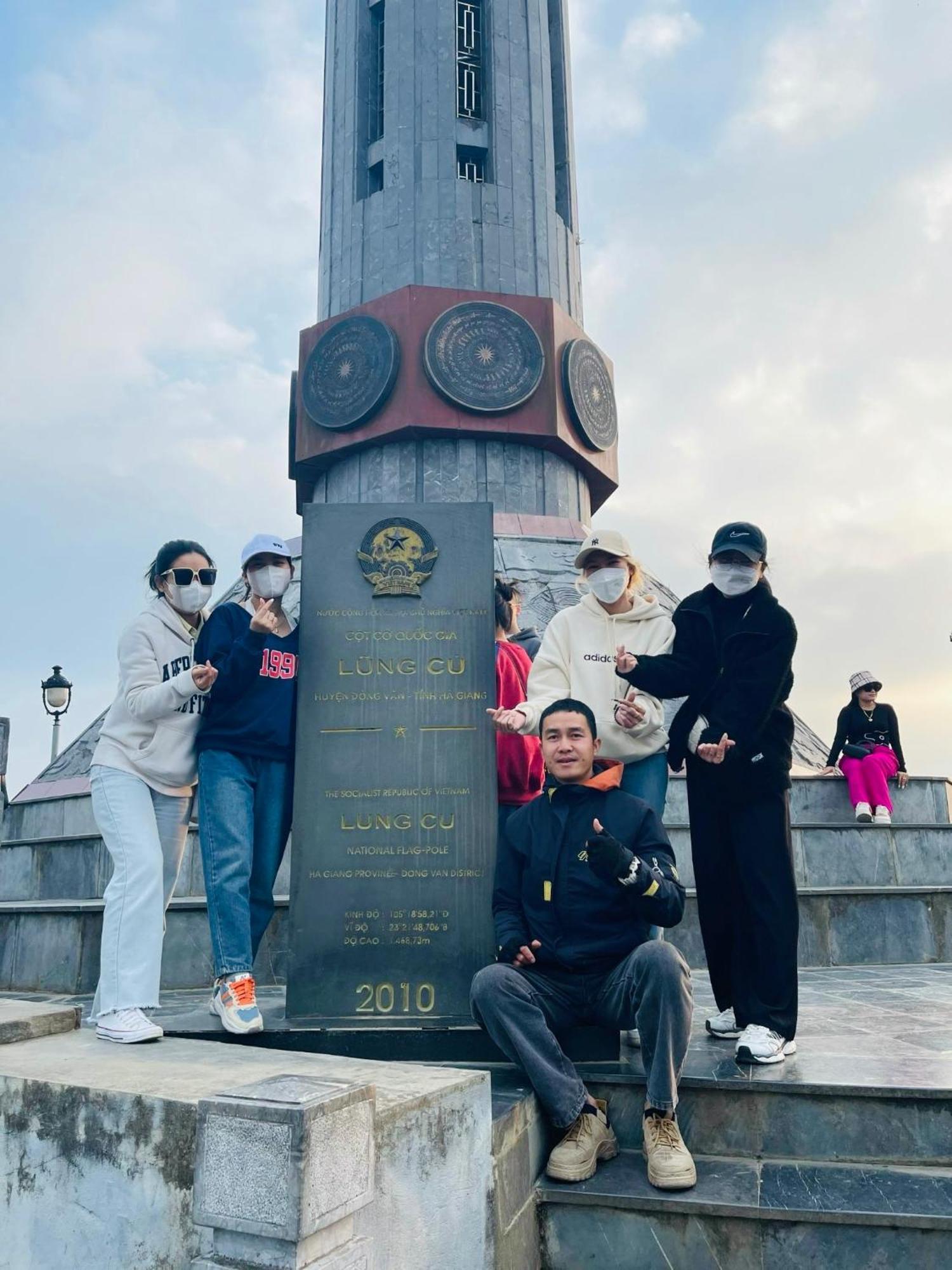 ハザン Tl Adventure Tour & Motorbikeアパートホテル エクステリア 写真